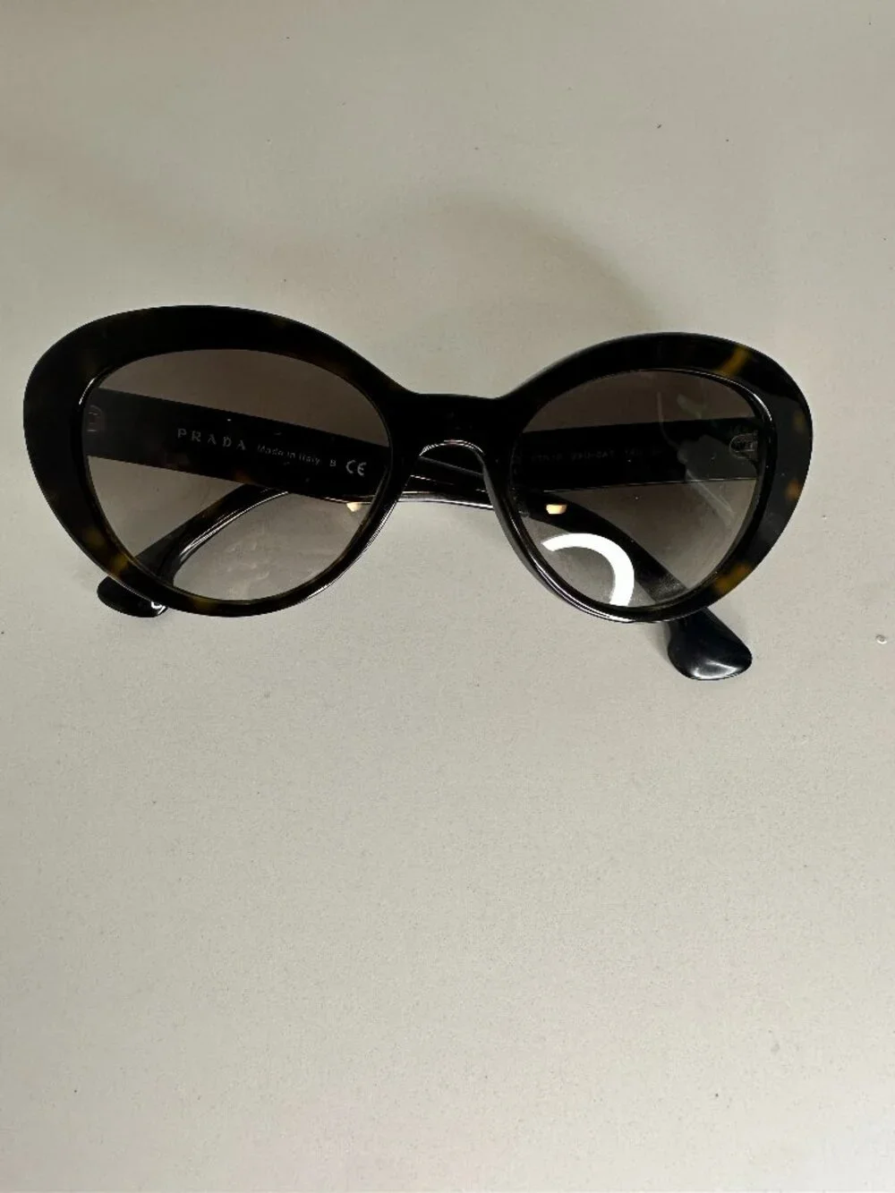 Prada Women’s Tortoise Oval Sunglasses Gold Logo Made in Ita